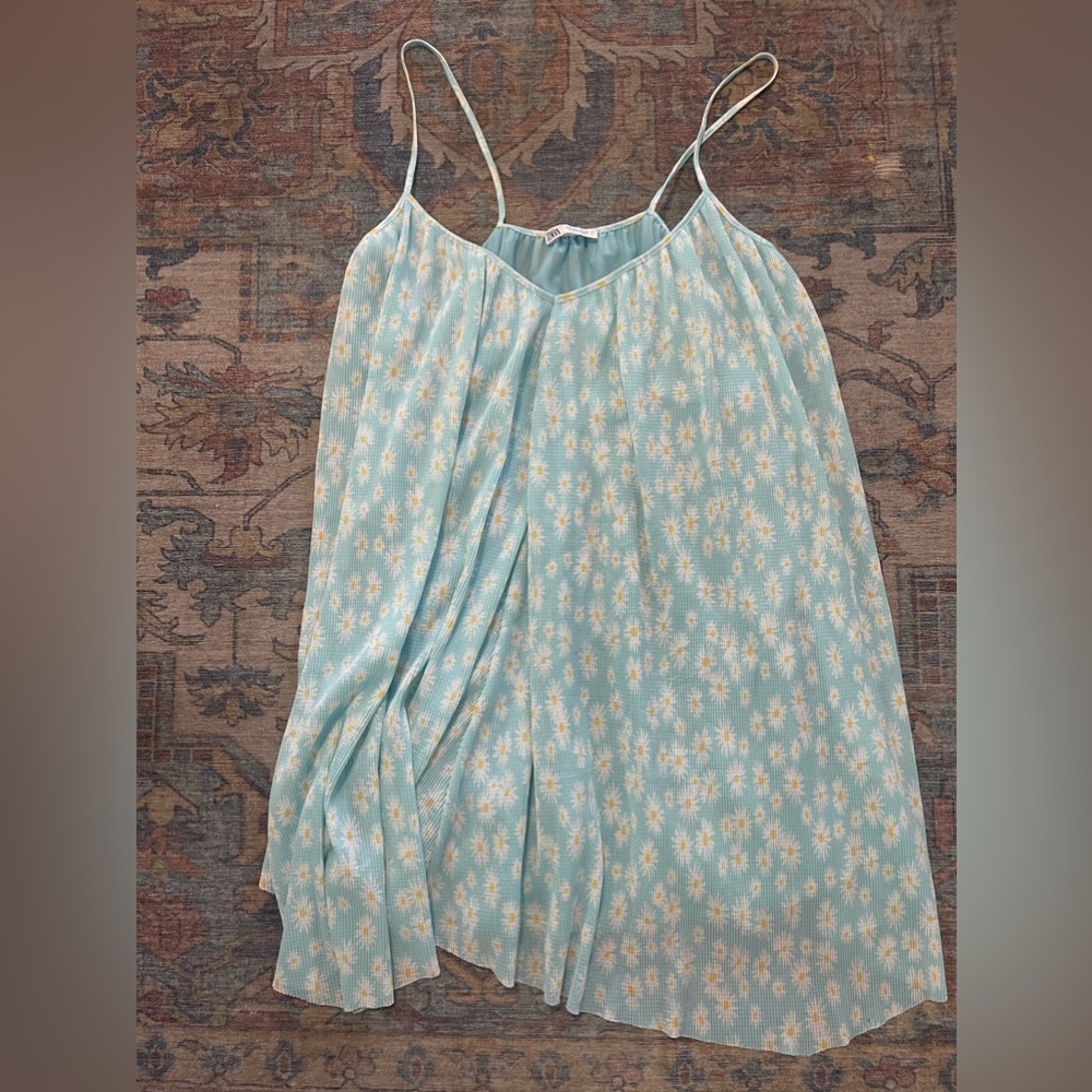 Zara Flowy Mini dress